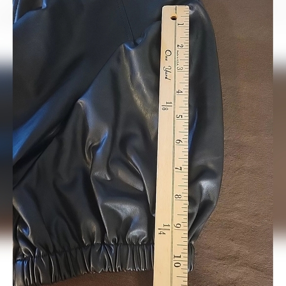 7 for all mankind pleather shirt womens large short puff sleeve zip up - Picture 8 of 9